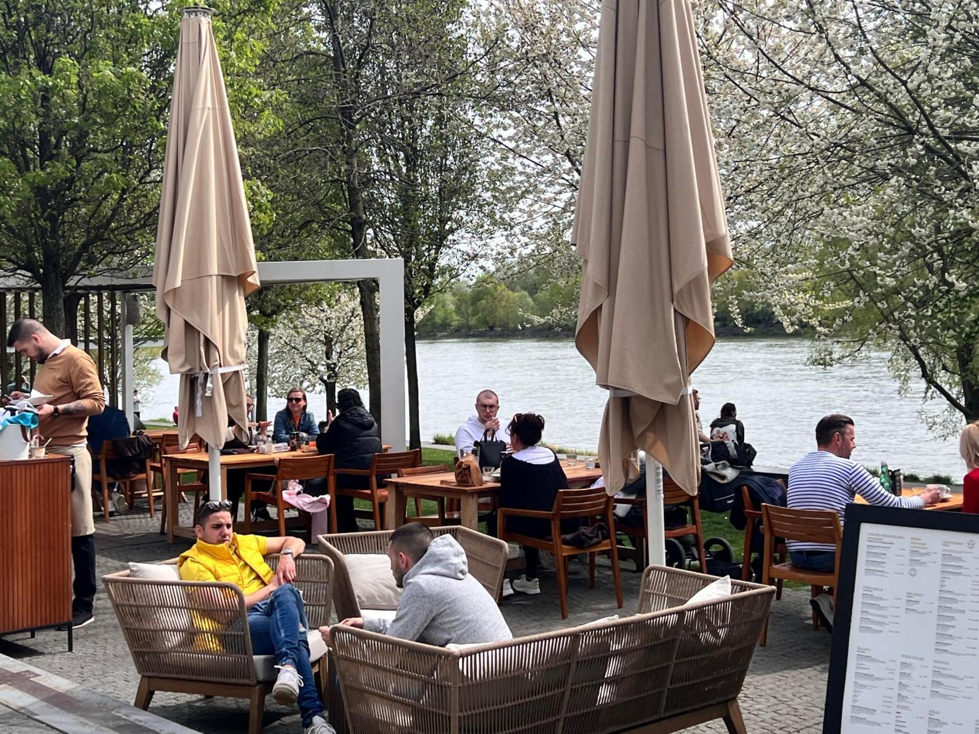 River Front Mezonet Eurovea Pressburg Exterior foto